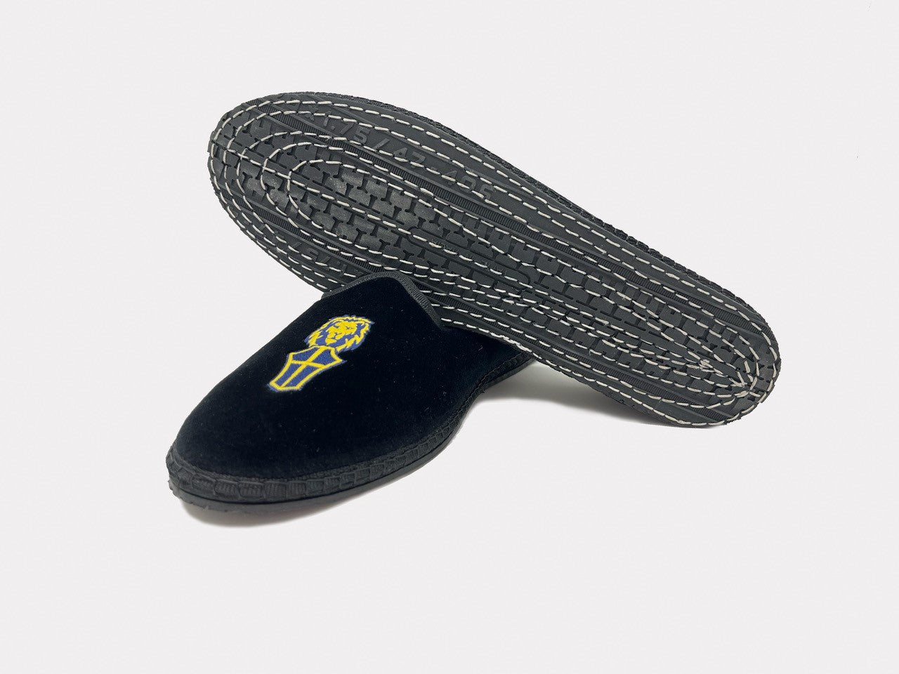 SantM Audrain Concours Lion Slippers